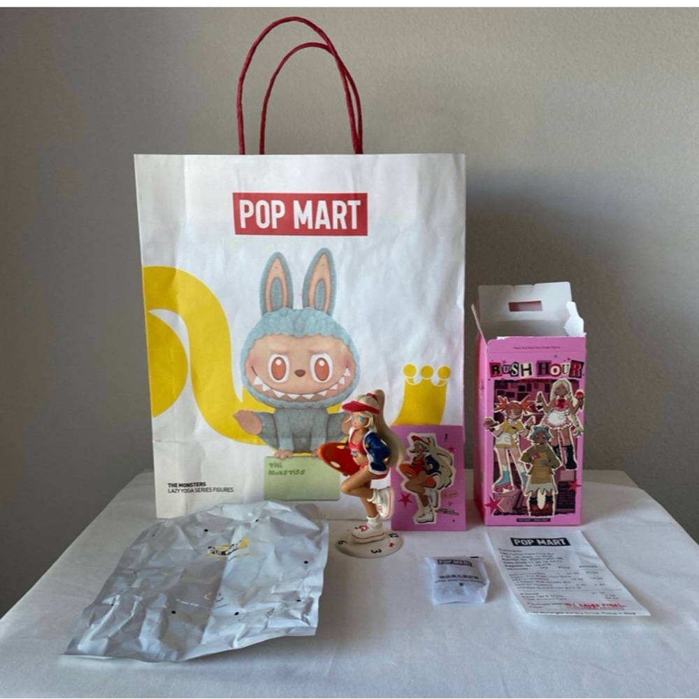 POP MART Peach Riot Rush Hour Series Poppy Life Guard